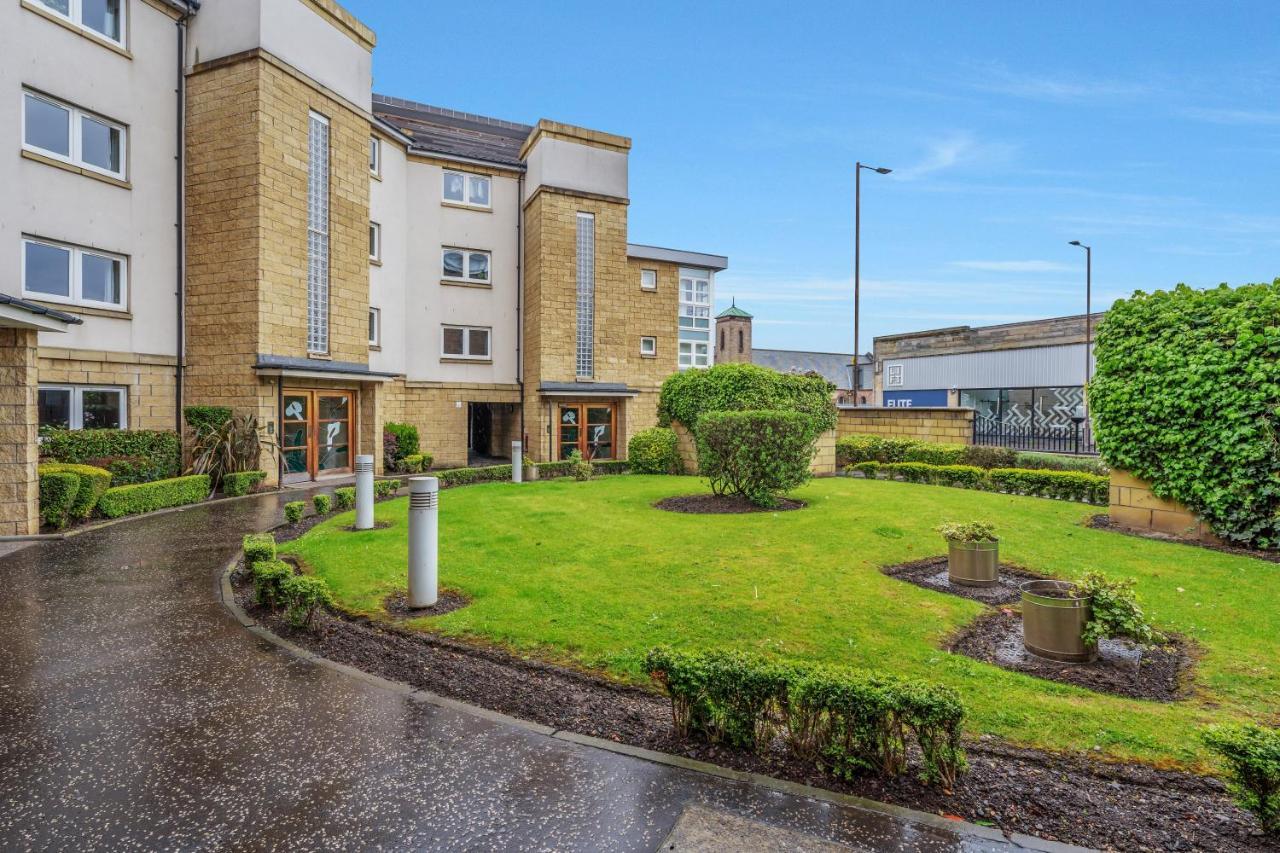Saughton Suite With Views Of Water Of Leith เอดินบะระ ภายนอก รูปภาพ