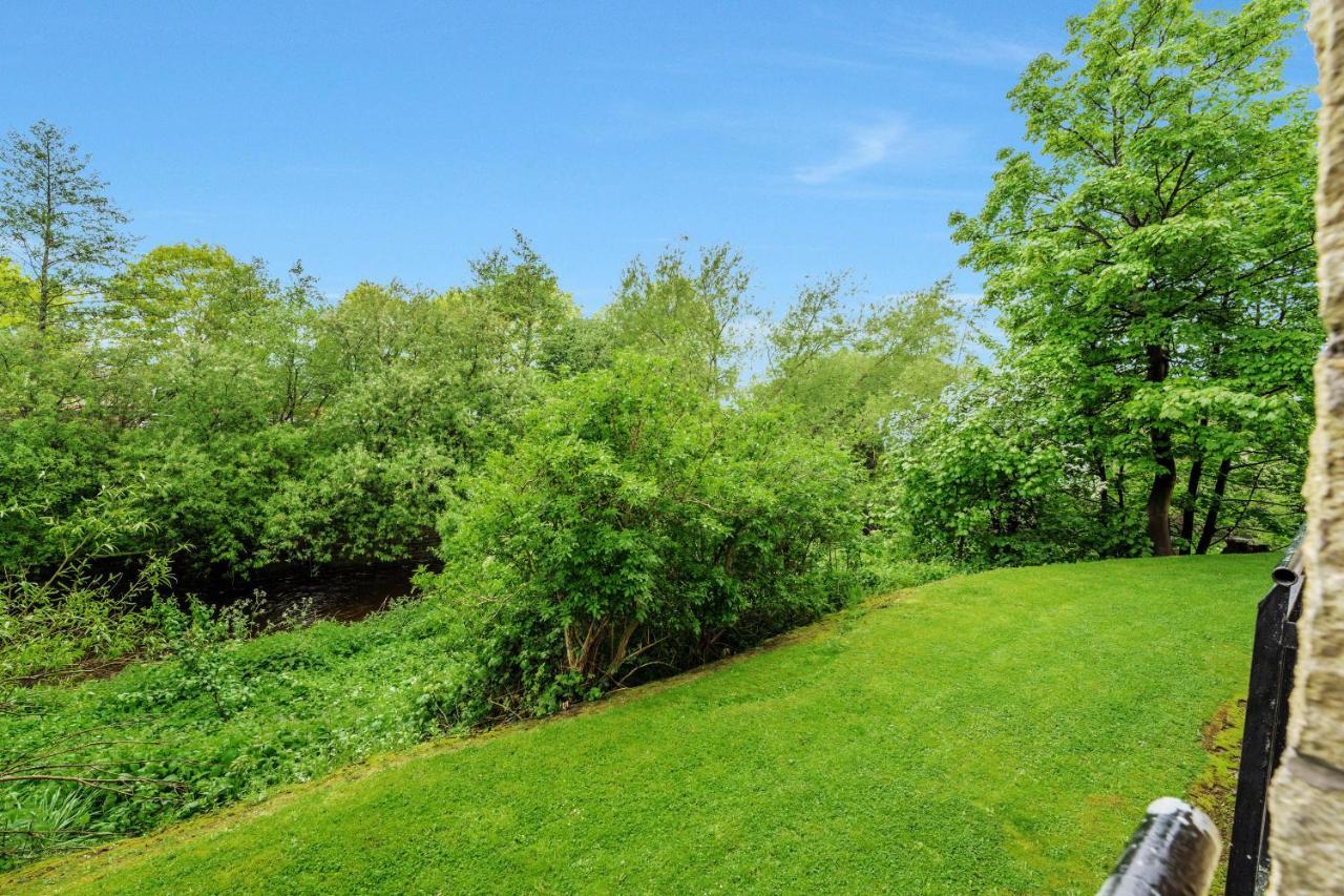 Saughton Suite With Views Of Water Of Leith เอดินบะระ ภายนอก รูปภาพ