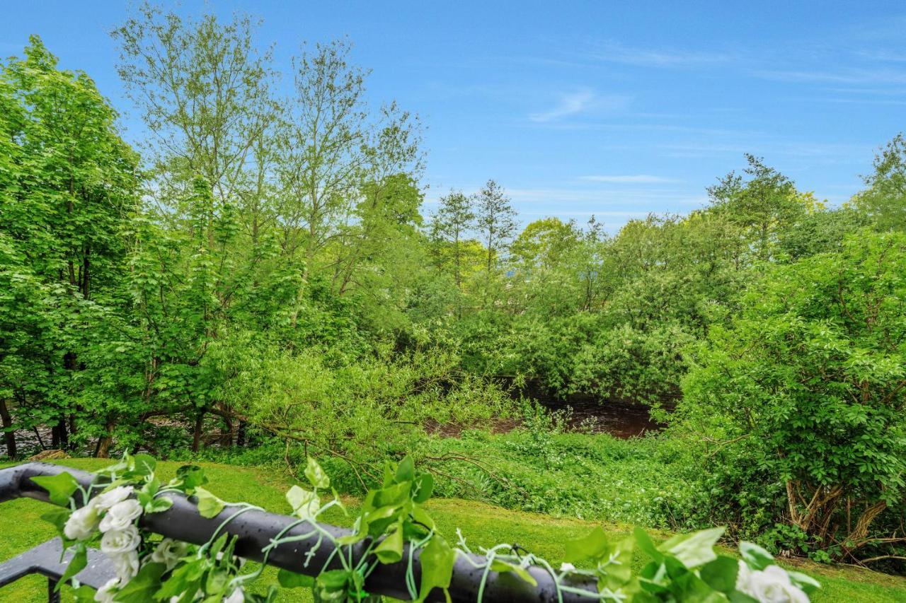 Saughton Suite With Views Of Water Of Leith เอดินบะระ ภายนอก รูปภาพ