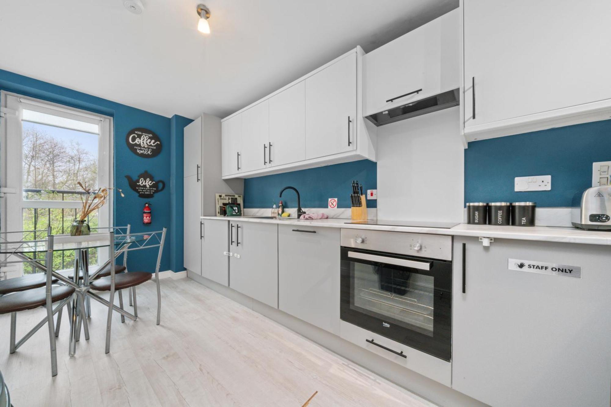 Saughton Suite With Views Of Water Of Leith เอดินบะระ ภายนอก รูปภาพ