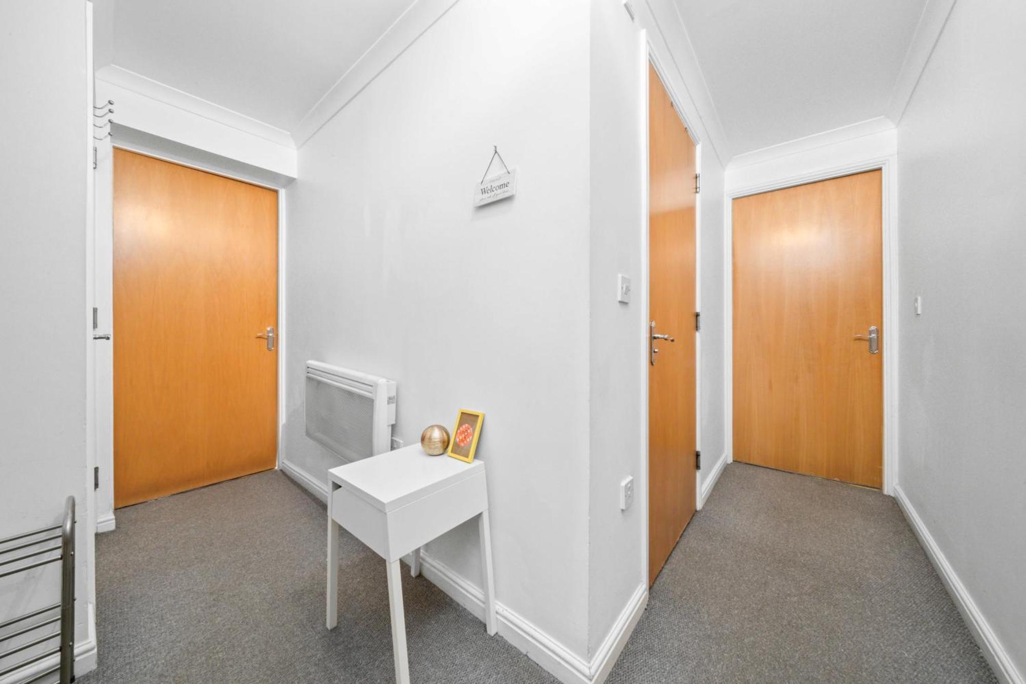Saughton Suite With Views Of Water Of Leith เอดินบะระ ภายนอก รูปภาพ